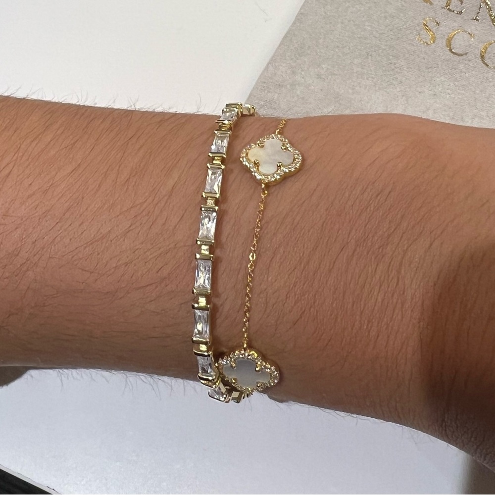 Kendra Scott Juliette Gold Delicate Chain Bracelet in white crystal